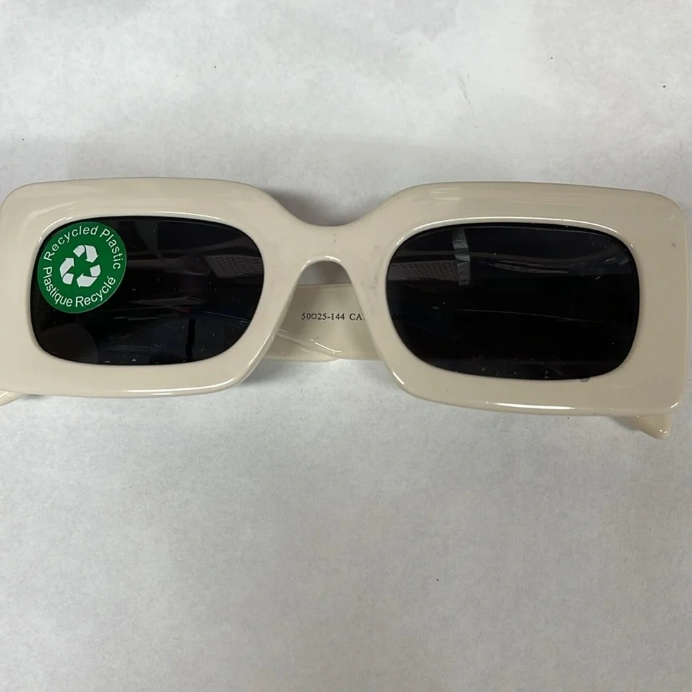 Anthropologie Ivvy Matt & Nat White Sunglasses